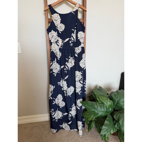 Vince Camuto Dresses & Skirts - Vince Camuto | Navy White Floral Maxi Dress | 10